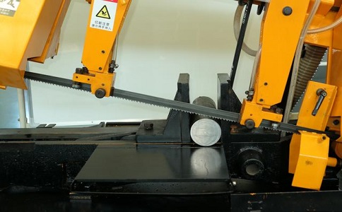 黄平数控带锯床自动送料精度会出现偏差吗? 黄平数控带锯床自动送料精度会出现偏差吗?